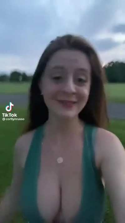 Her 🍈🍈