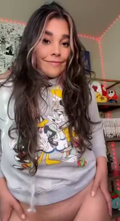 Raise your hand if you’d fuck me raw