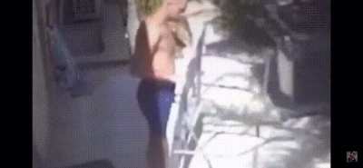 WCGW opening a folding table?