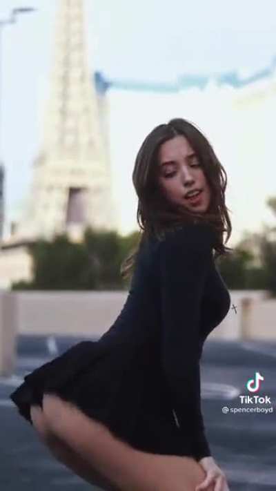 @ isn't her it's actually @karlimergenthaler