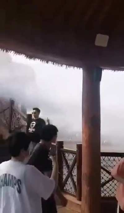 Bye bye