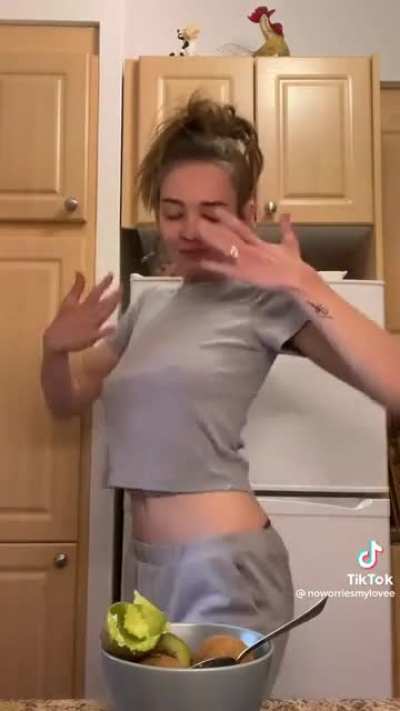 🥰
