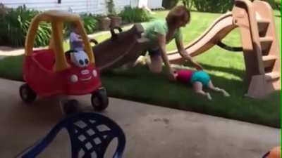 To use mom reflexes