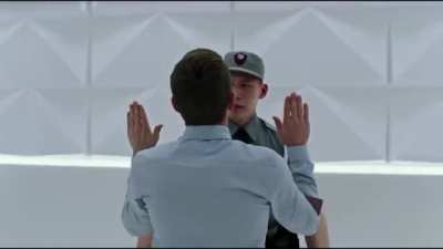 People in this sub trying to hide the Meta in their Gifs like