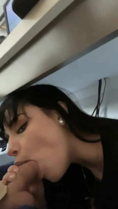 Bud, it’s not gay if you’re watching porn don’t mind me~