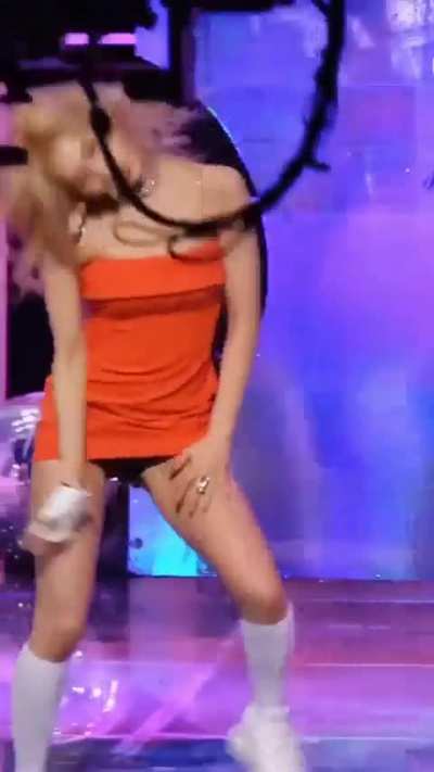 TWICE-Sana