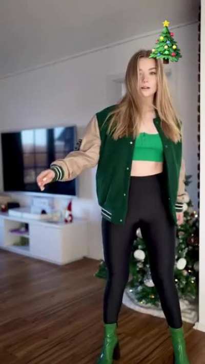 Juliabeautx ist extrem hot!
