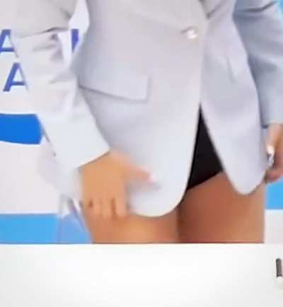 👀👀