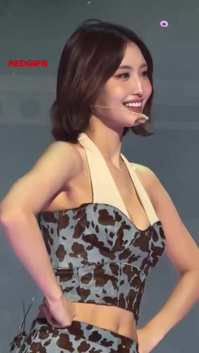 Jihyo and Momo