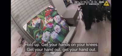 14 year old girl shot by LAPD in Burlington Coat Factory.(mother screaming in the background@