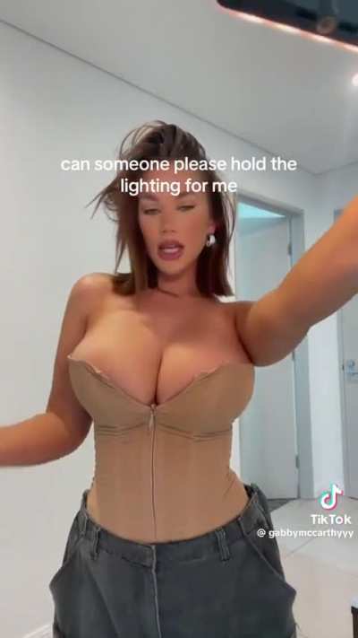 @gabbymccarthyyy