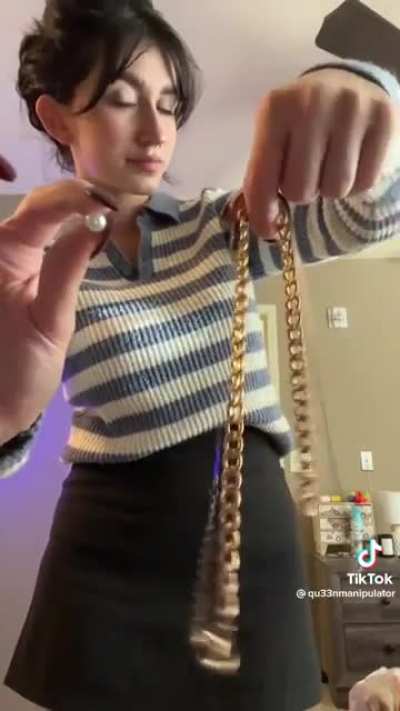 @qu33nmanipulator