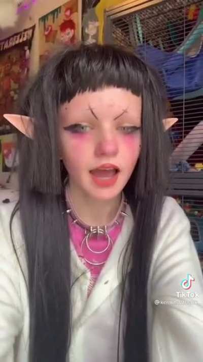 Gotta love them eyebrows though