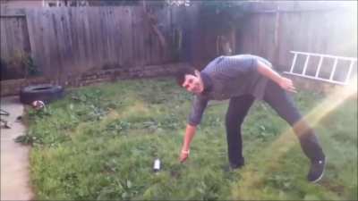 To knife a can