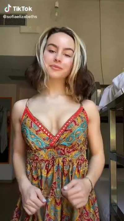 she is just so fine,omgg