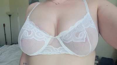 Slow mo titties!!!