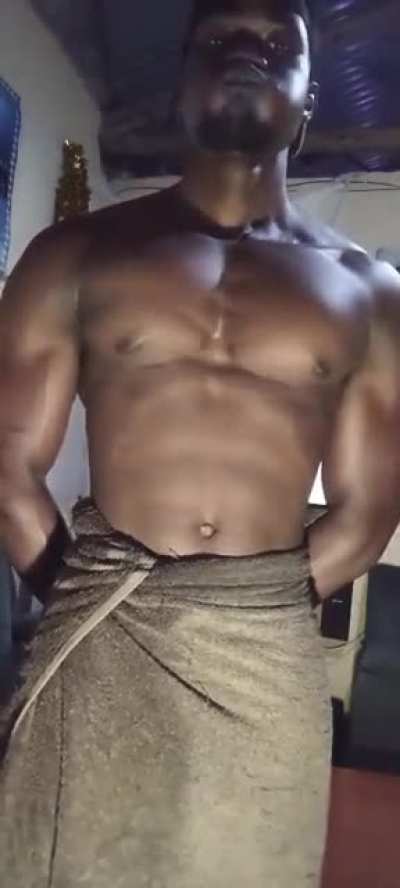 Some pec bouncing for you
