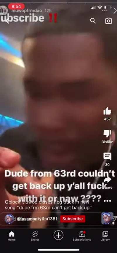“Knock the ‘Moto<wbr>r’🕊️o<wbr>ut the ‘Side<wbr>’🕊️, when we spin wrap up” This nigga ass, but was getting better. Nigga used a double entendre nd everything💀