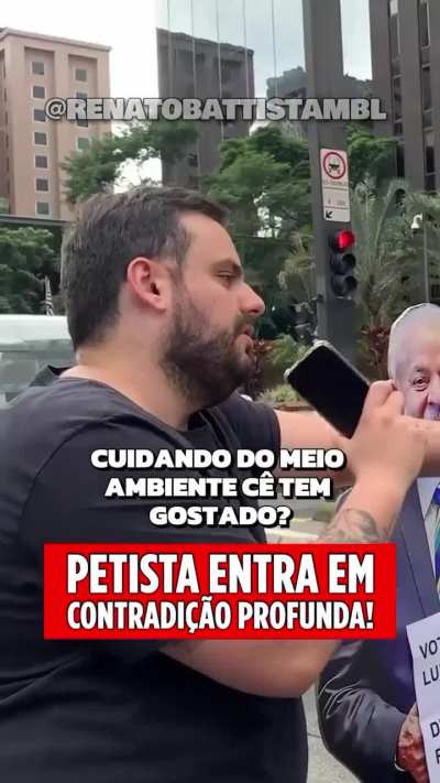 Basicamente a maioria dos eleitores de esquerda são apenas gravadores e reprodutores de lero-lero. 