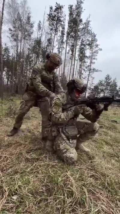 Training how to reload weapons in “non-standard” conditions.
