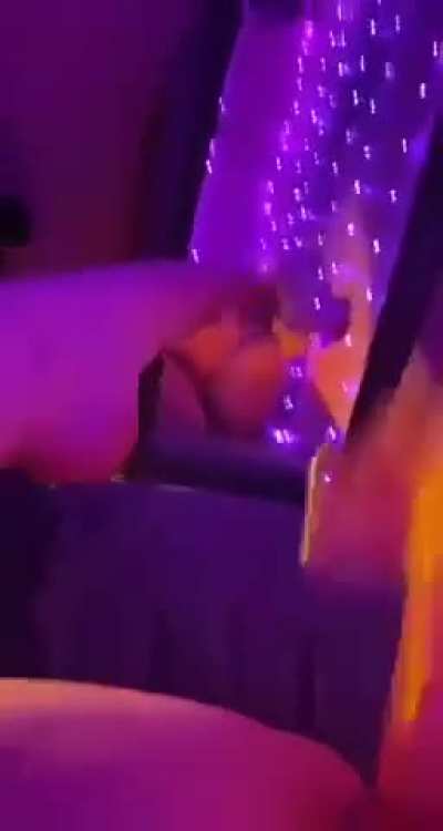 😋😋😁