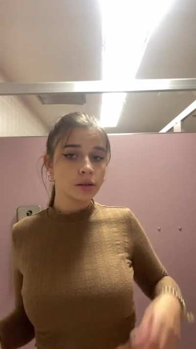 F19.... so am I hot or what?