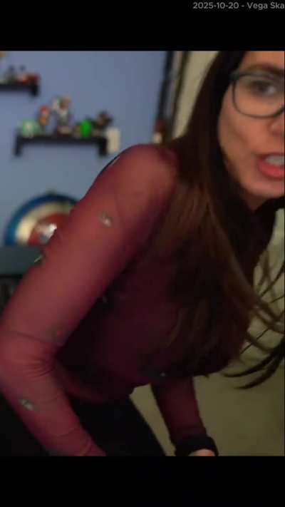 Trisha shaking out the foot