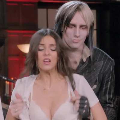 Fuck, I just love the way the Victoria Justice's tits pop out of that shirt