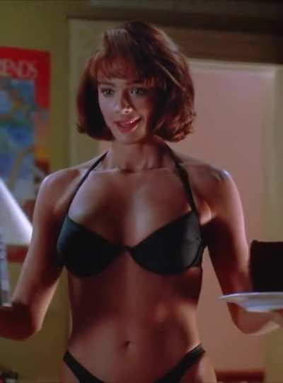 Lauren Holly's sexy body 🤤