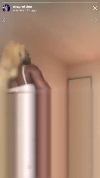 M$Pr£tt!££ pussy flash