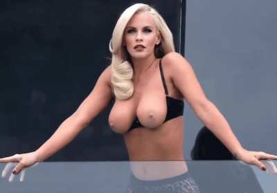 Jenny McCarthy
