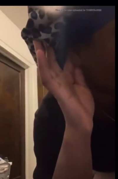 Who is this ? 😩 :Ebony Fart mystery 