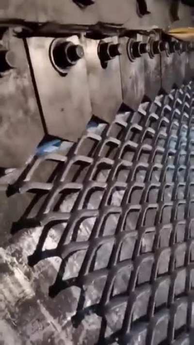 Metal Grating Maker