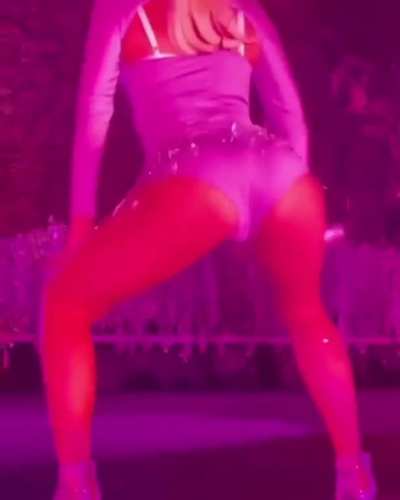 Bad Gyal perreando
