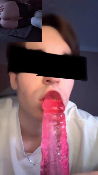 Erstes mal Dildo Blowjob🙈 wie stell ich mich an?🫣💕