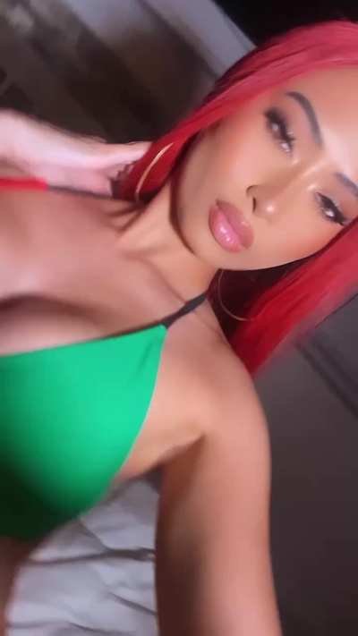 Your fuckdoll is convincing you to fuck her