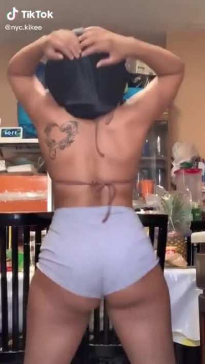 Ass😂