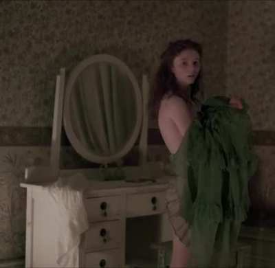 Thomasin McKenzie in True History of the Kelly Gang (2019)