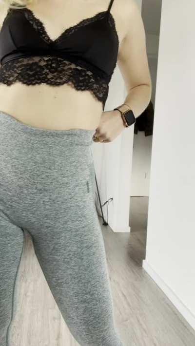 [BA] Daddy bought me new pants, don’t know if my ass fits in