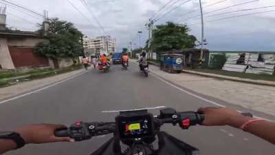 How to Ride in India 101 P.S-Not me