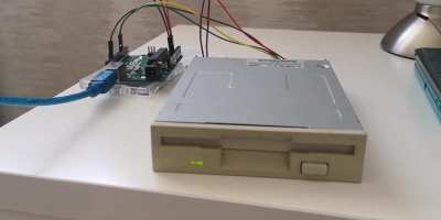 Metal Crusher intro but it's a floppy disk drive