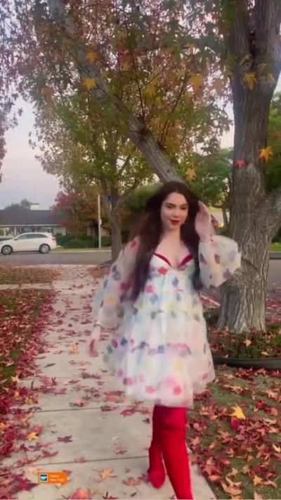 Poofy dress outfit in motion