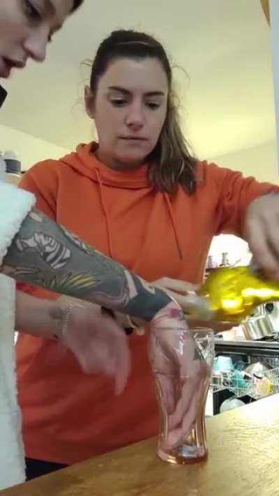 Hand stuck in the glass prank