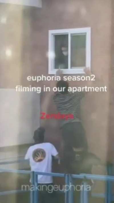 Zendaya out here doing stunts?! 👀