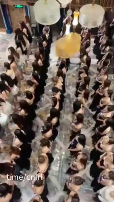 商K培训, 这规模和军<wbr>队一样了.
