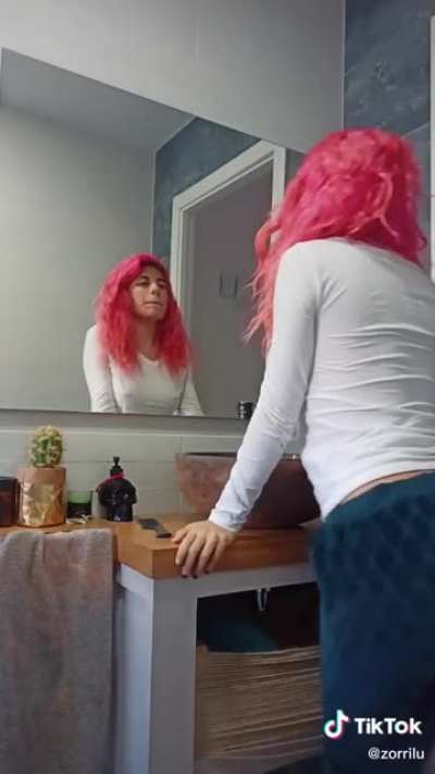 👀