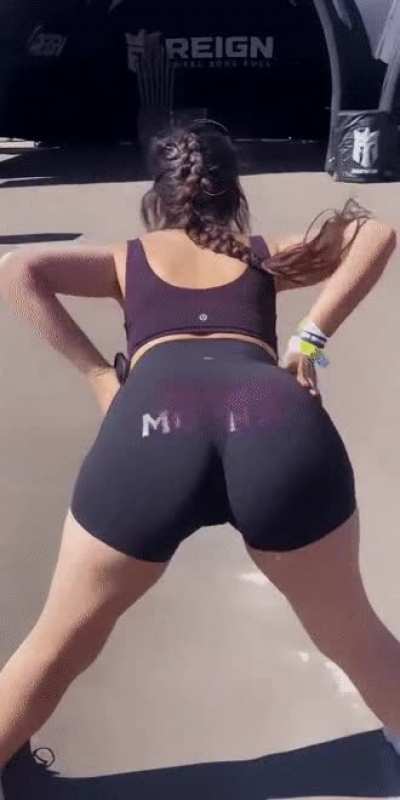 Camilla Cabello is the cure for todays morning wood