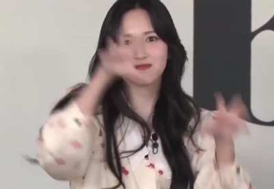 210321 - Mina trying to be scary but only being cute