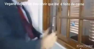 Renan sendo o Renan