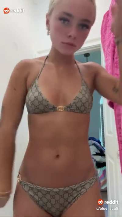 Darian Rhodes